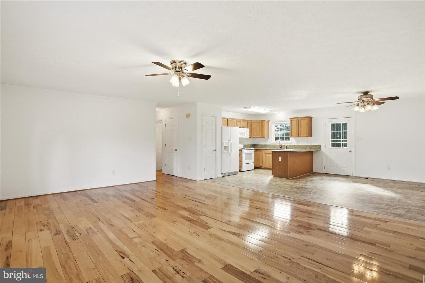 500 Stephenson Court photo 7