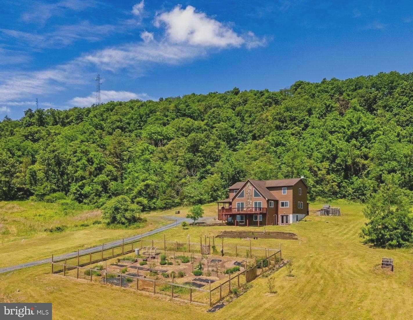 384 Lindamood Lane photo 3