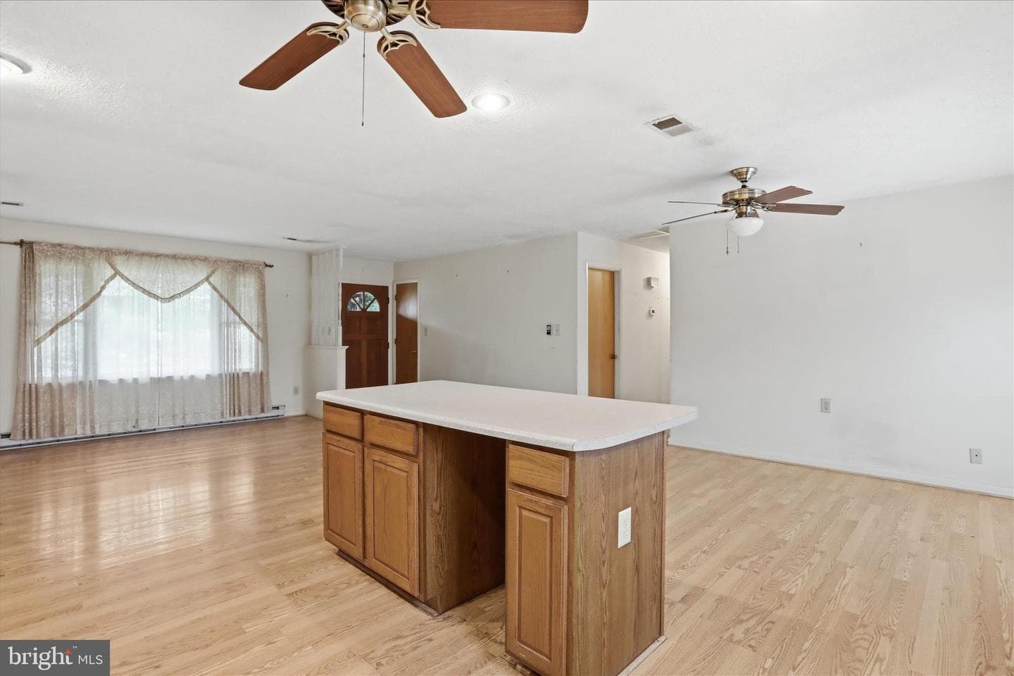 317 Dawn Avenue photo 8