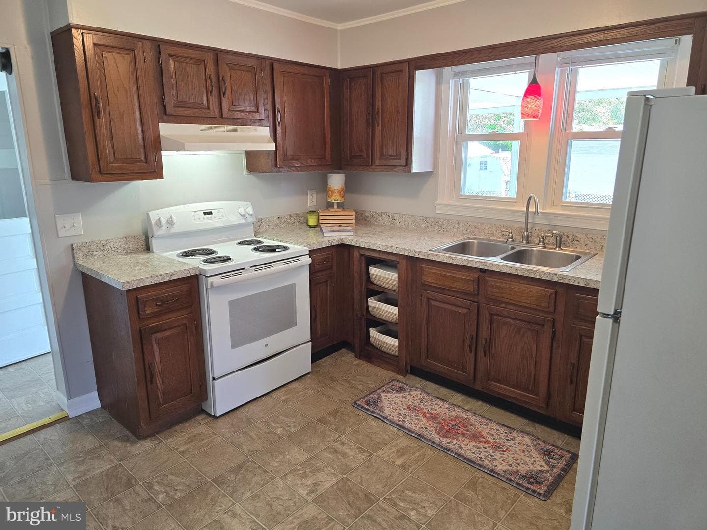 182 Shenandoah Street photo 5