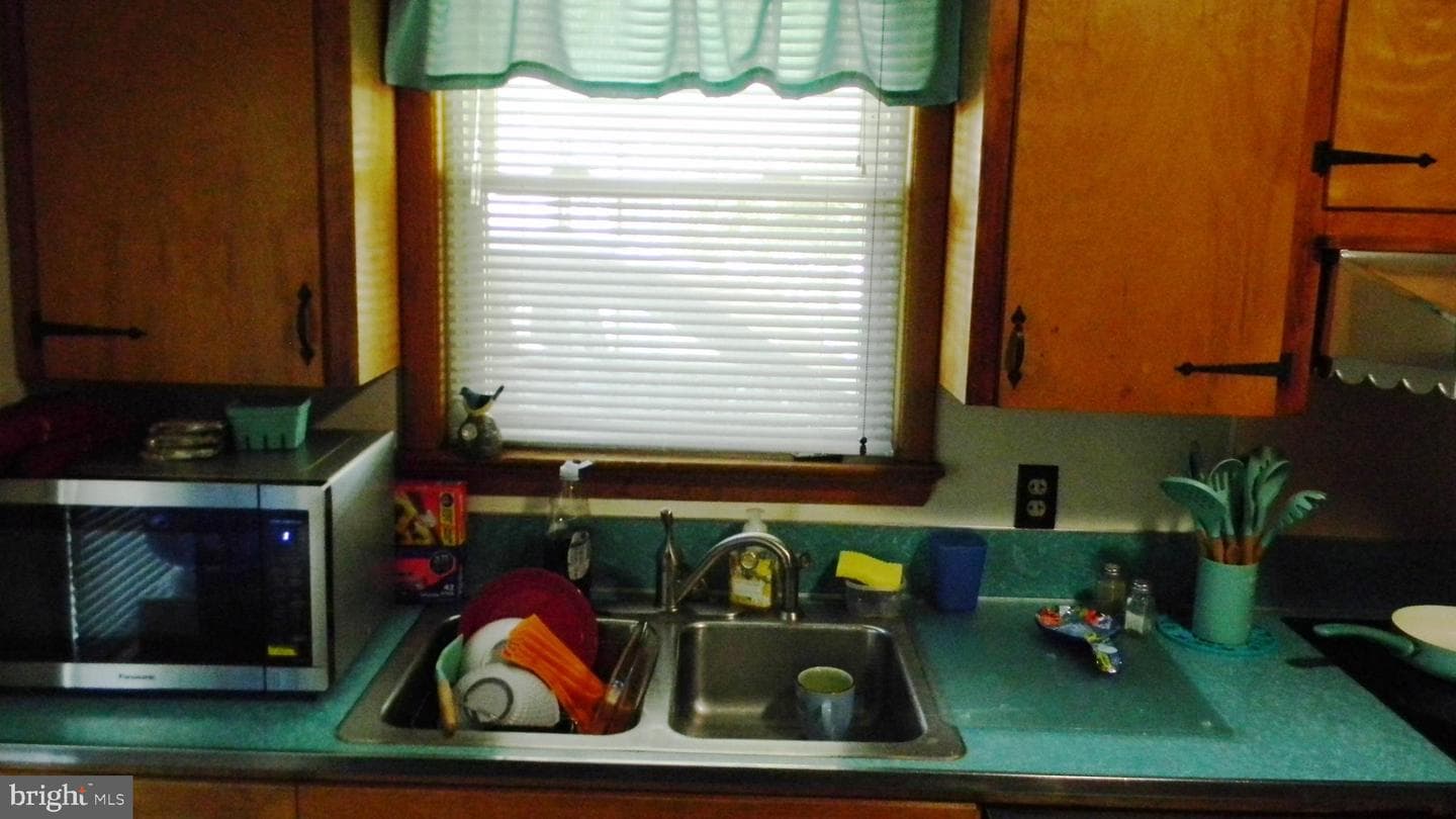 129 Apple Ave photo 10