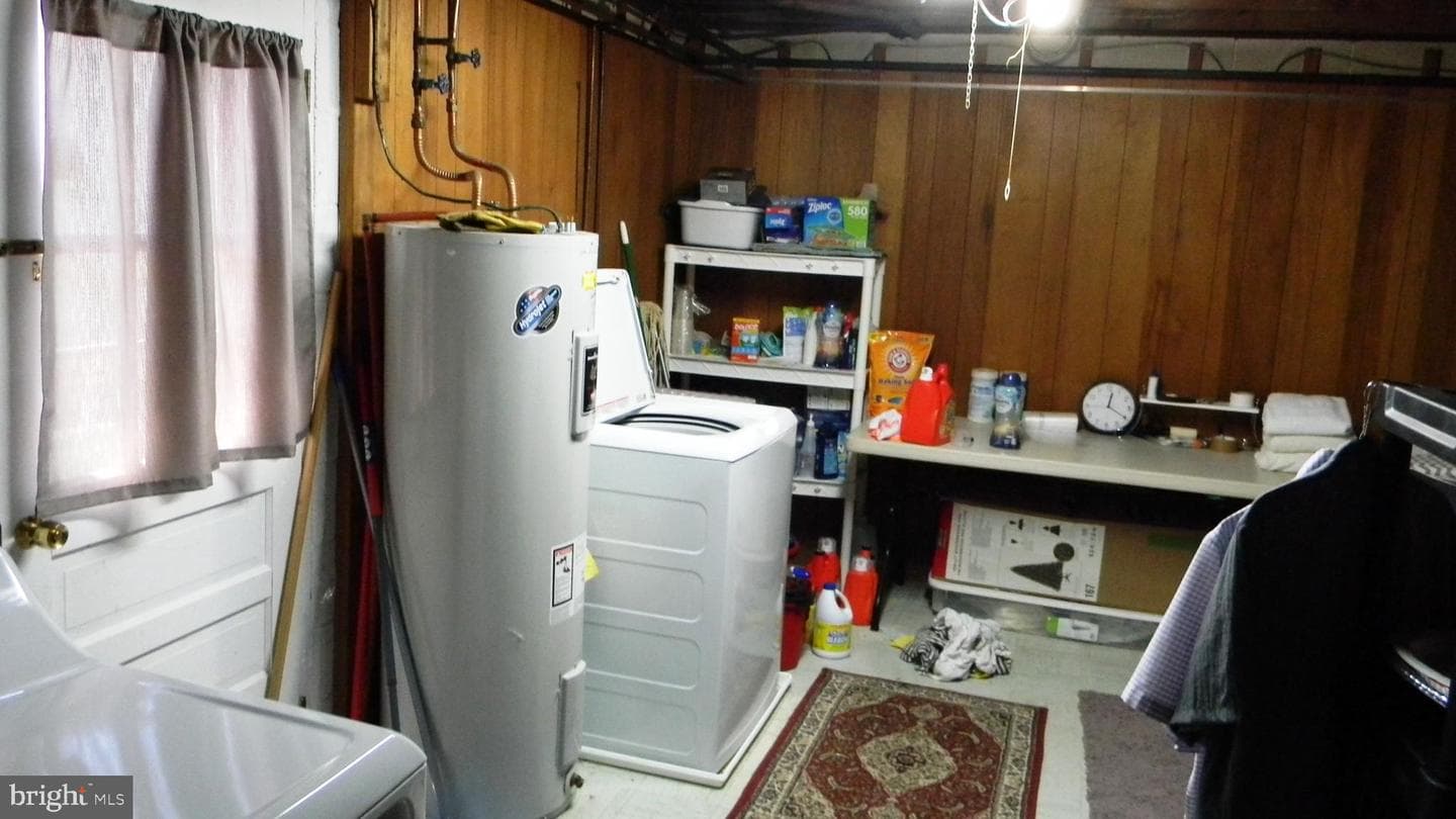 129 Apple Ave photo 31