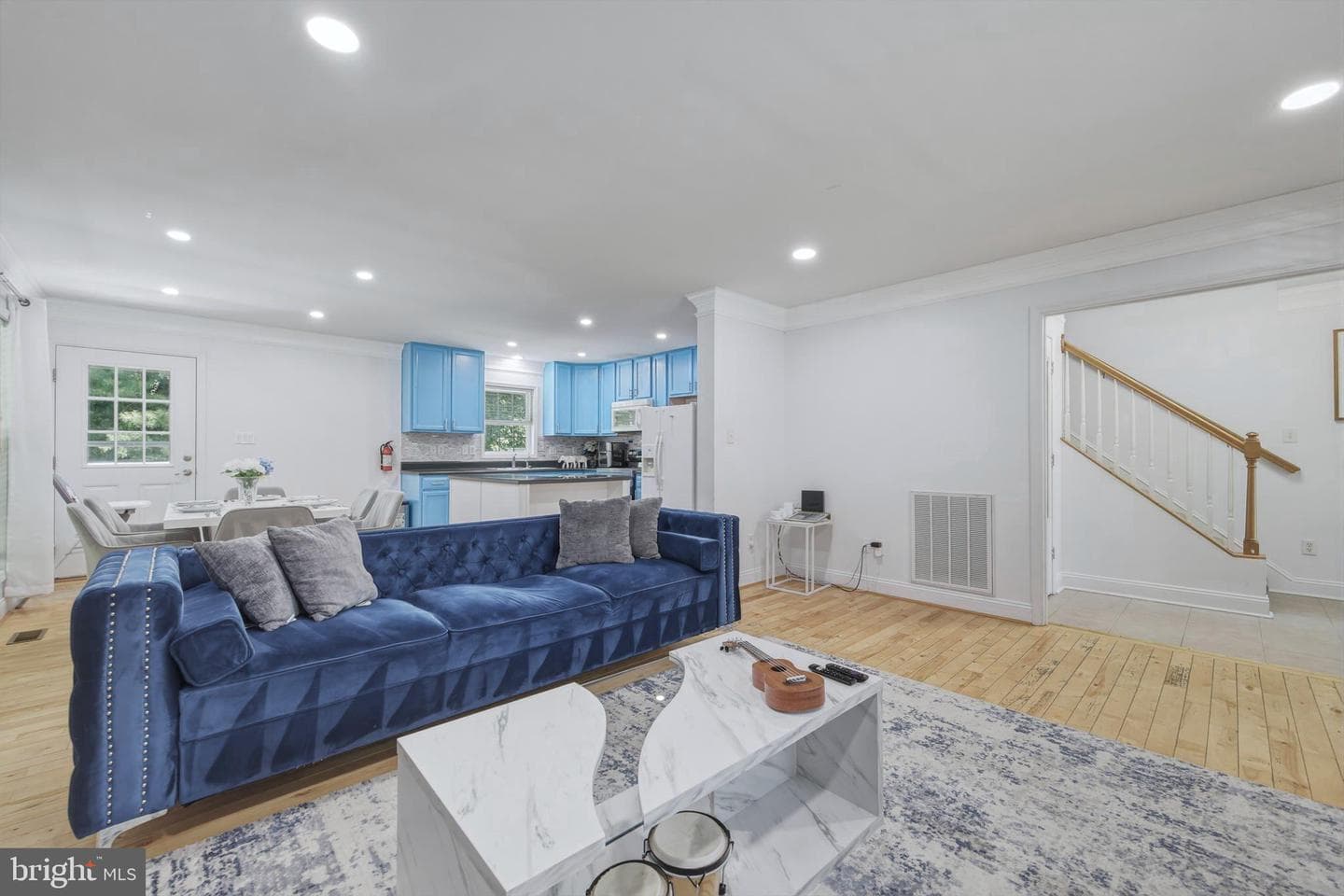 671 Willow Ln photo 13