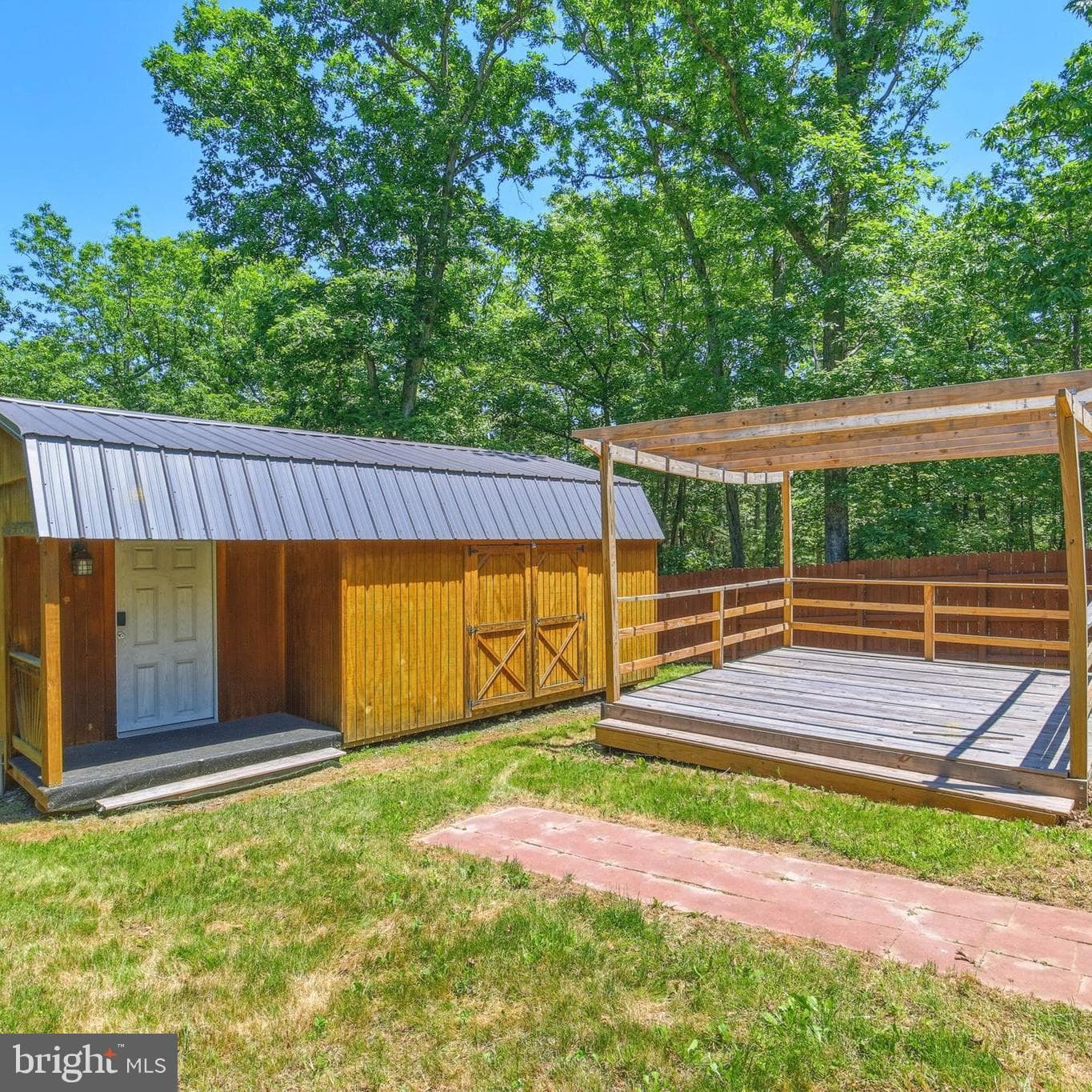 671 Willow Ln photo 7