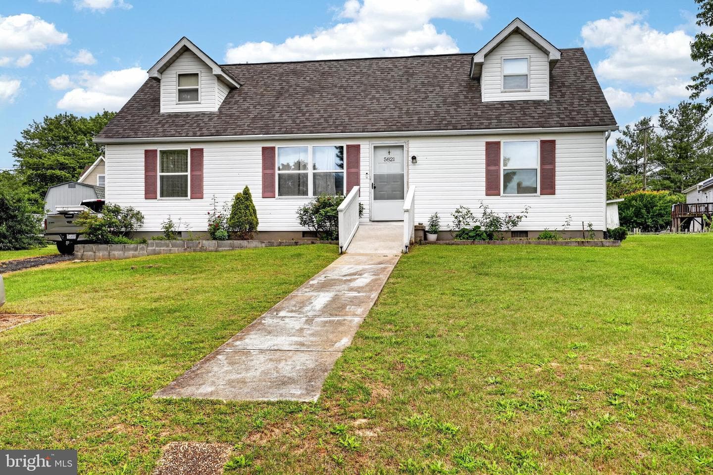 5821 Robin Street, Mount Jackson