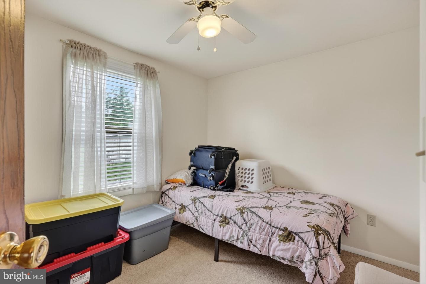 5821 Robin Street photo 4