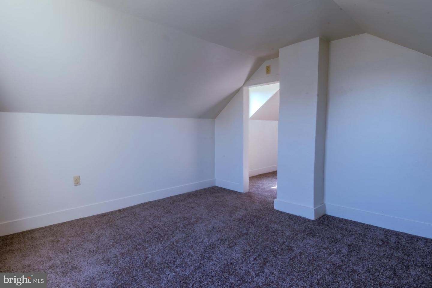 488 Ash Street photo 18