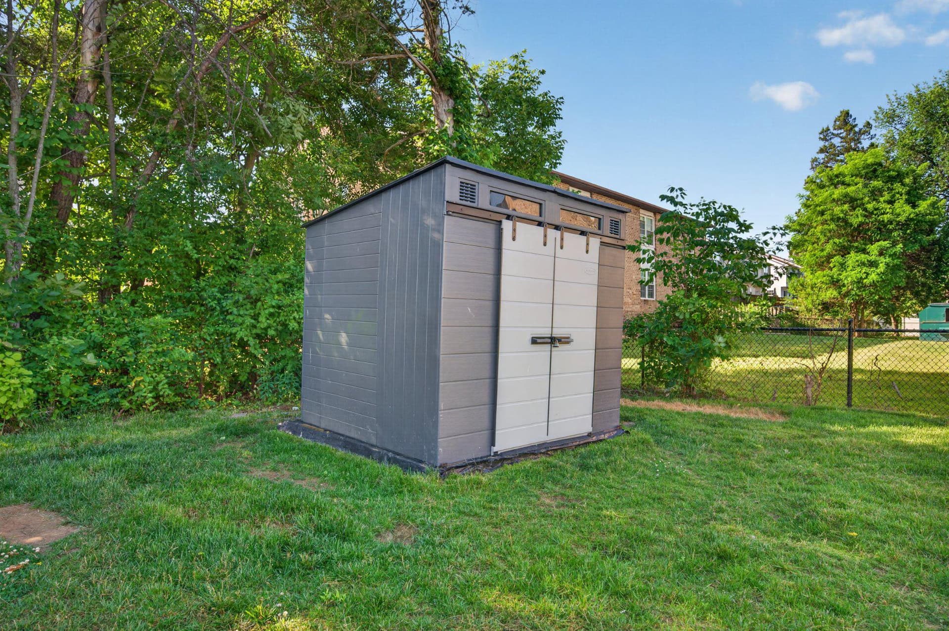207 S Loudoun Street photo 42