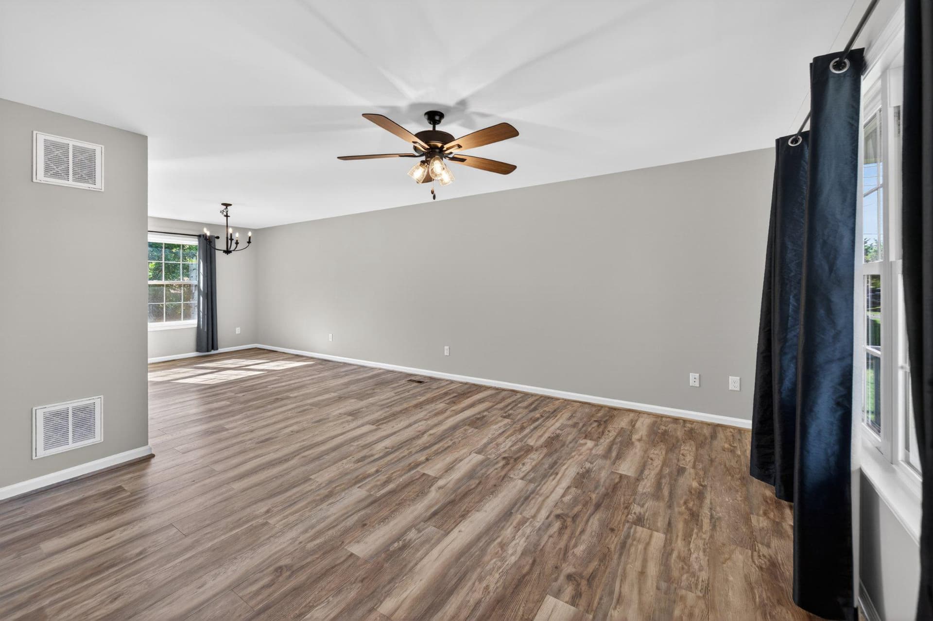 207 S Loudoun Street photo 6