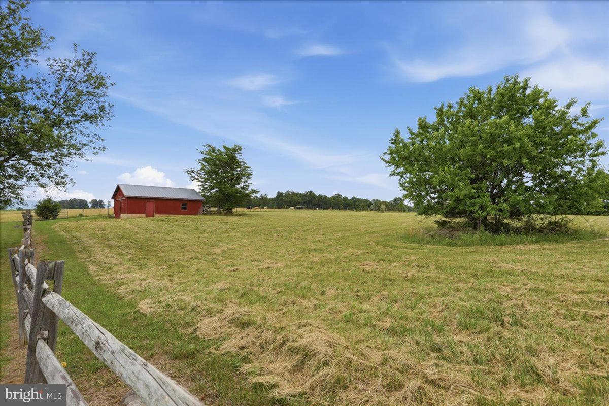2447 Headquarters Road photo 43
