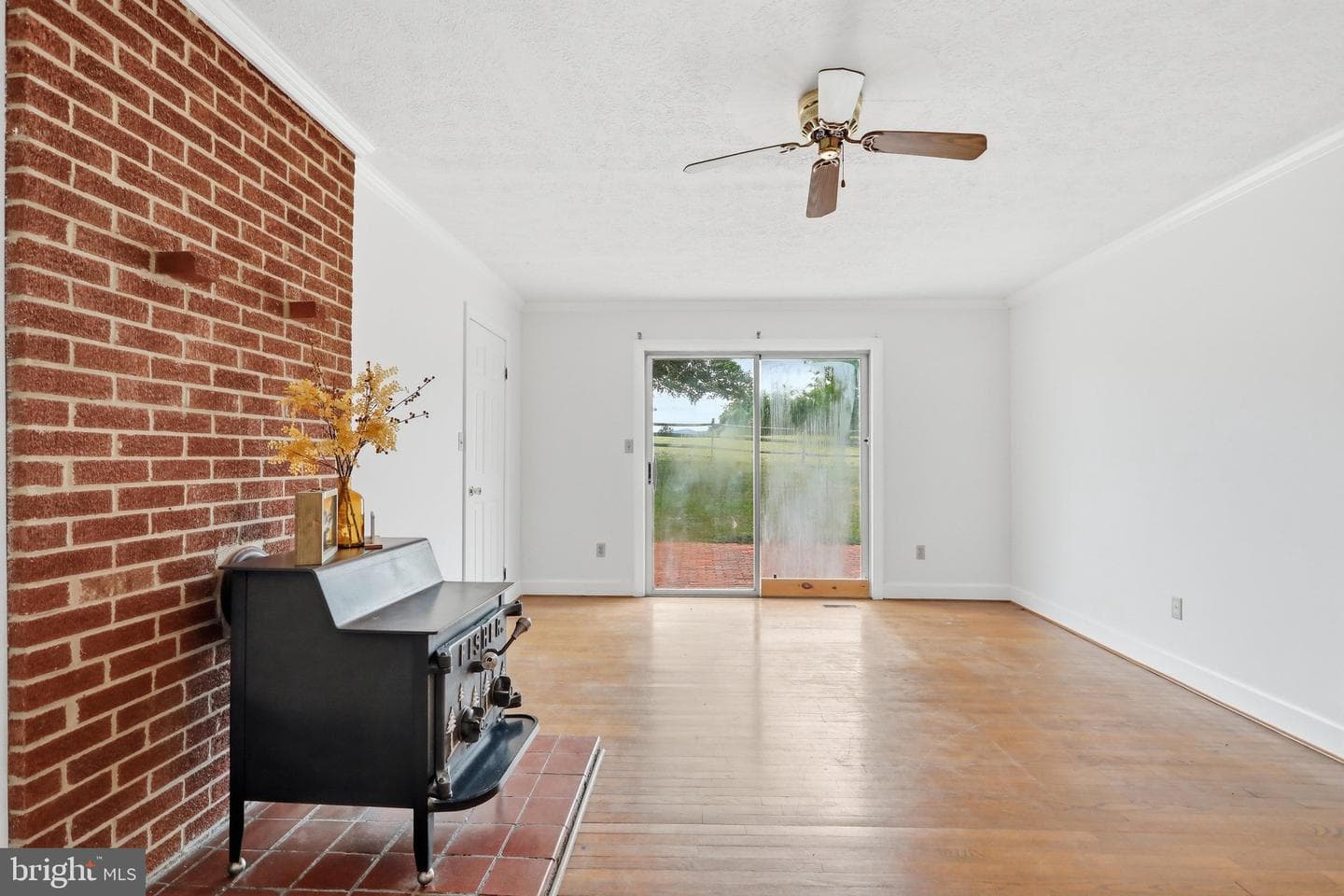 2447 Headquarters Road photo 77