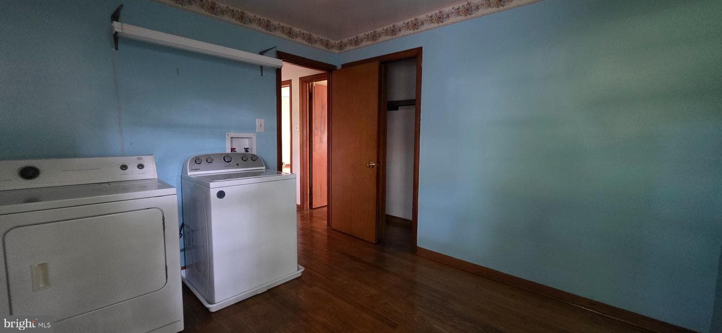 104 E South Street photo 14