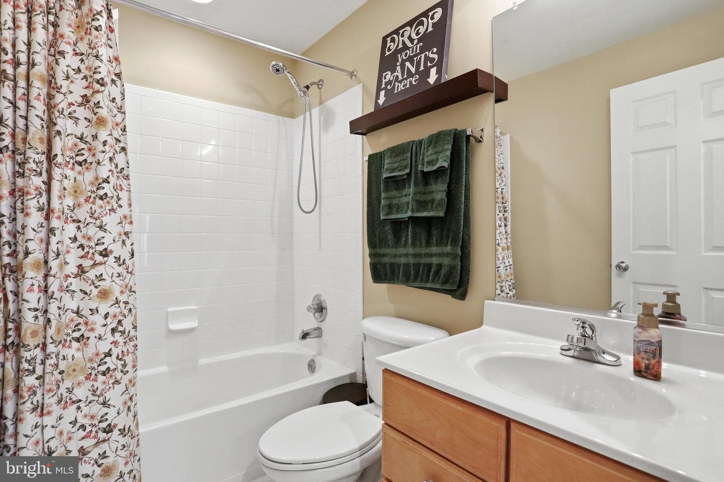 465 Meghann Dr photo 45