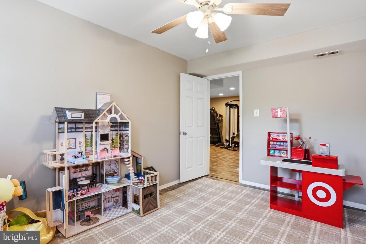 465 Meghann Dr photo 47
