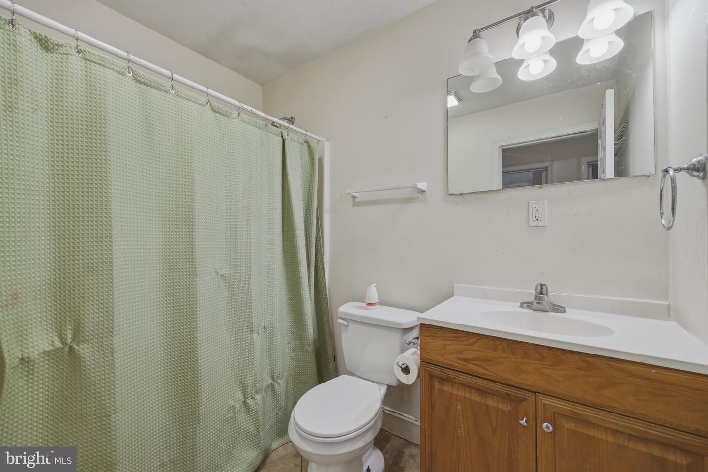 272 Willow Lane photo 18