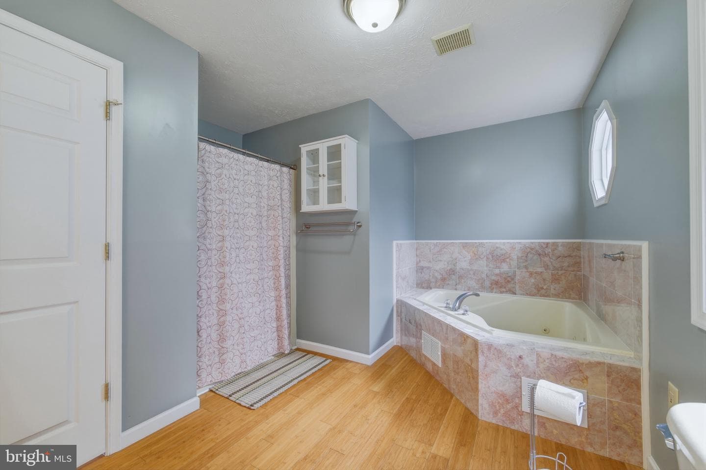 705 Stonecrest Drive photo 24