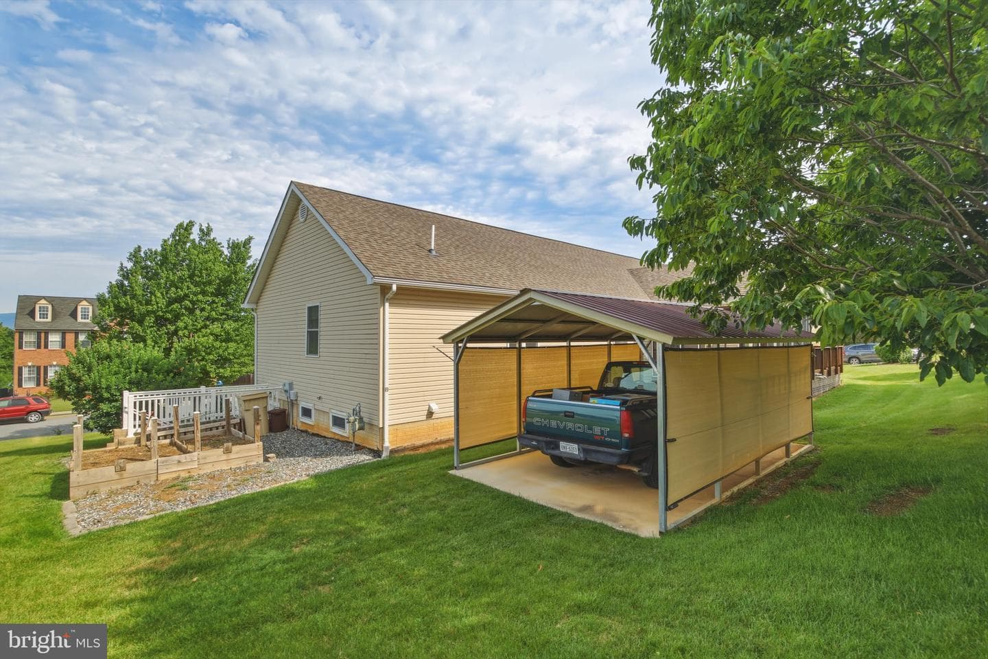 705 Stonecrest Drive photo 58