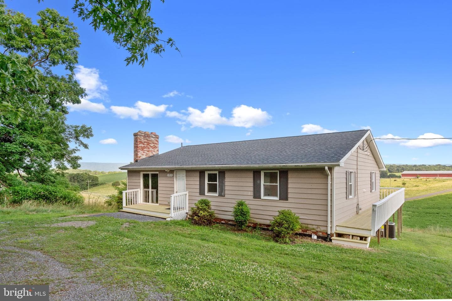 1919 Ridge Road, New Market