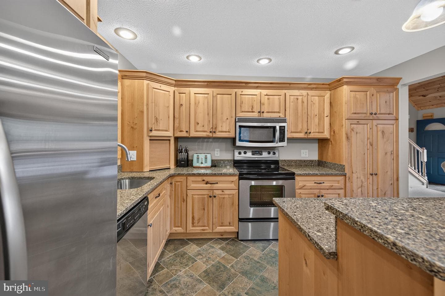 14 Vickie Way photo 19