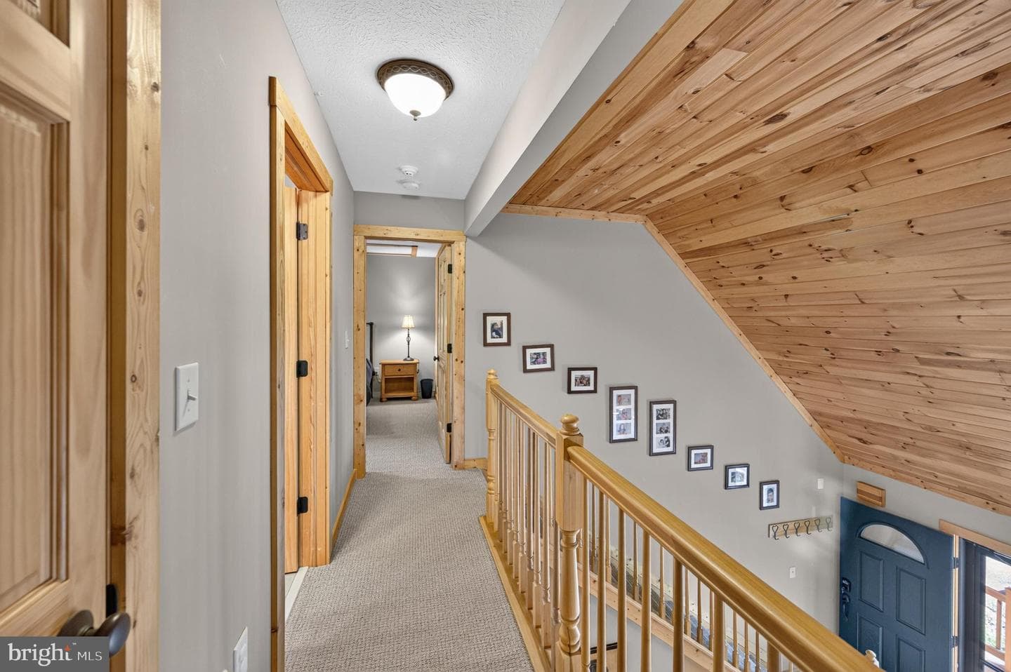 14 Vickie Way photo 44
