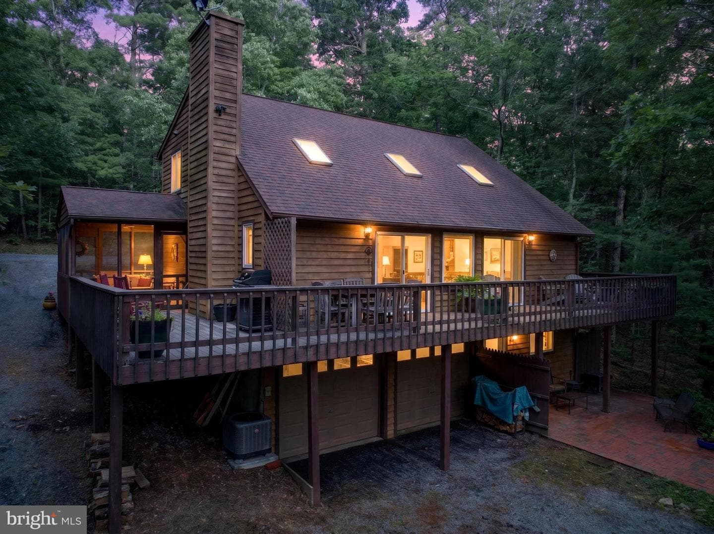 155 Beech photo 8