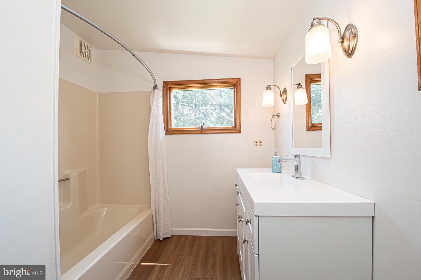 202 Shenandoah Avenue photo 28