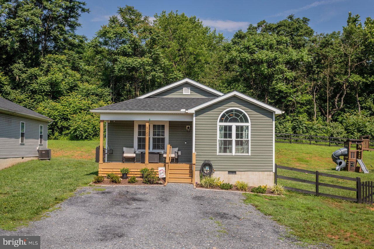 6127 Moore Avenue photo 34