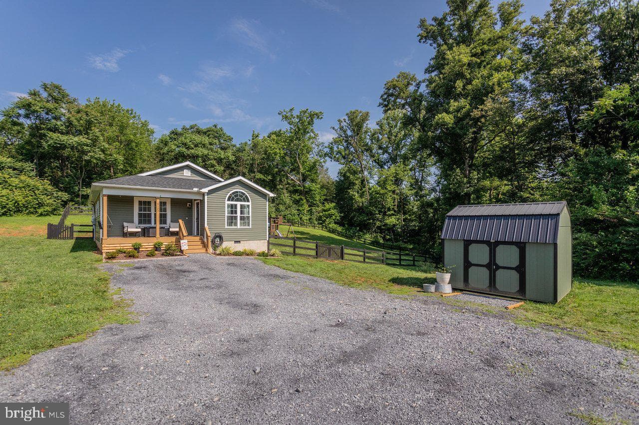 6127 Moore Avenue photo 36