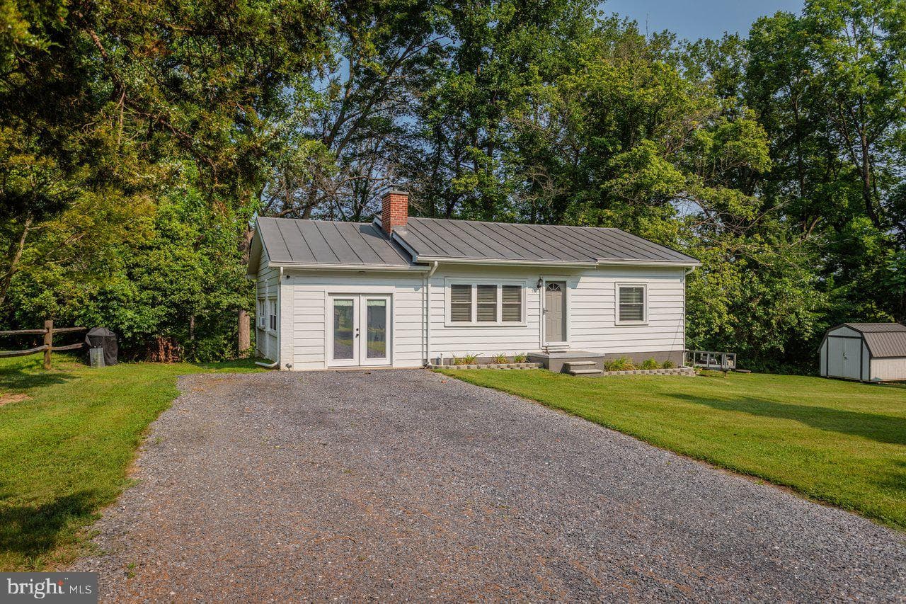 55 Lake Drive, Edinburg