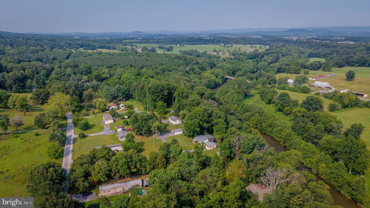 55 Lake Drive photo 48