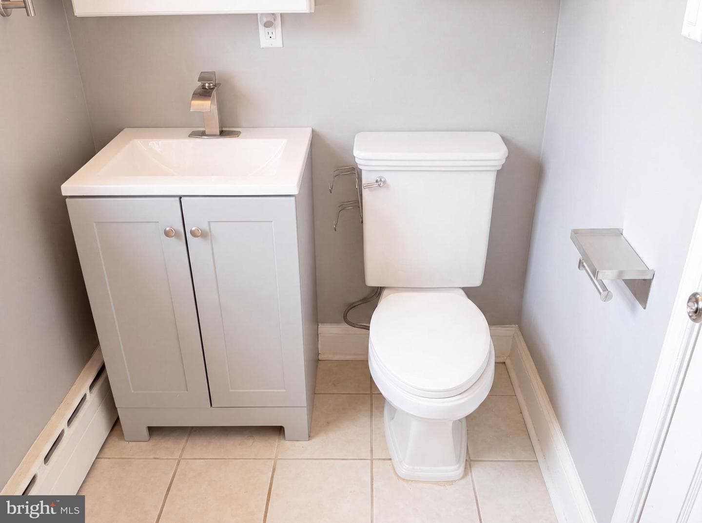 494 Walton Street photo 19