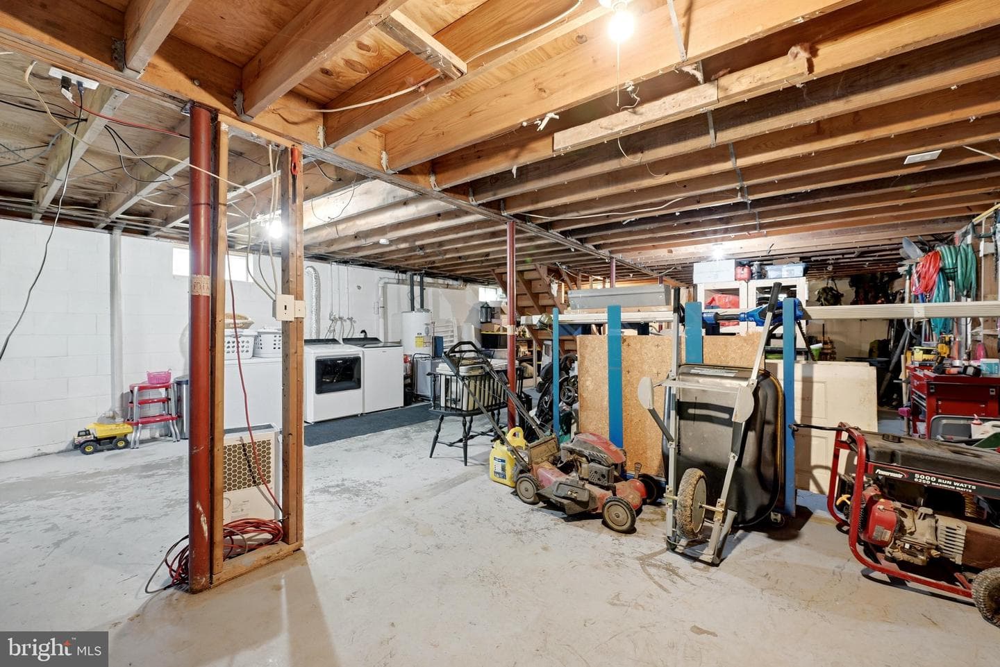 326 Sunset Street photo 25