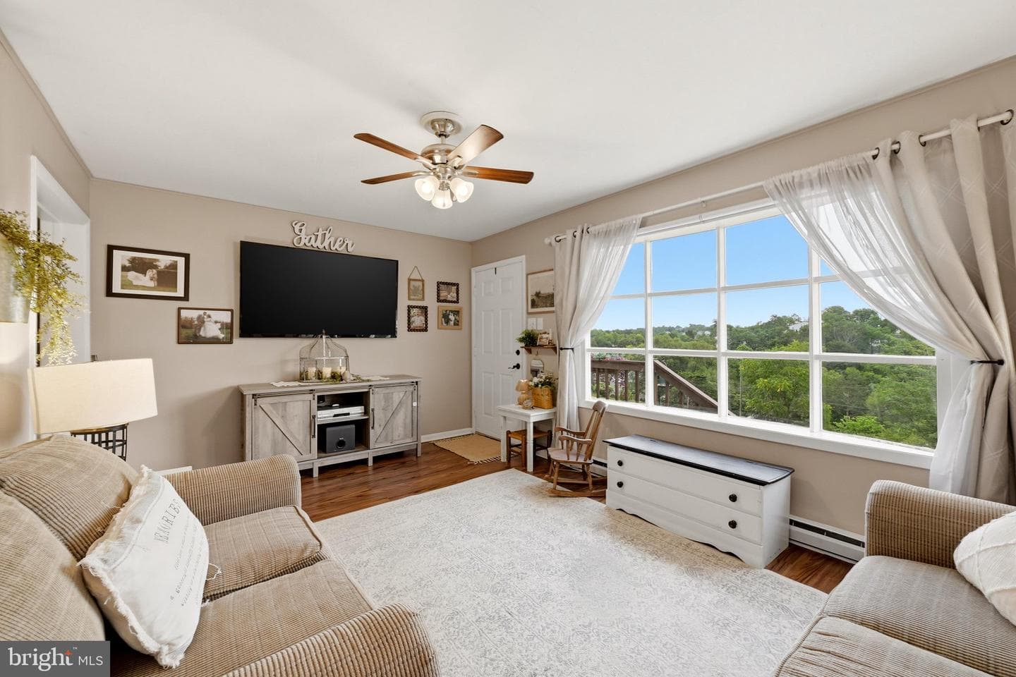326 Sunset Street photo 7