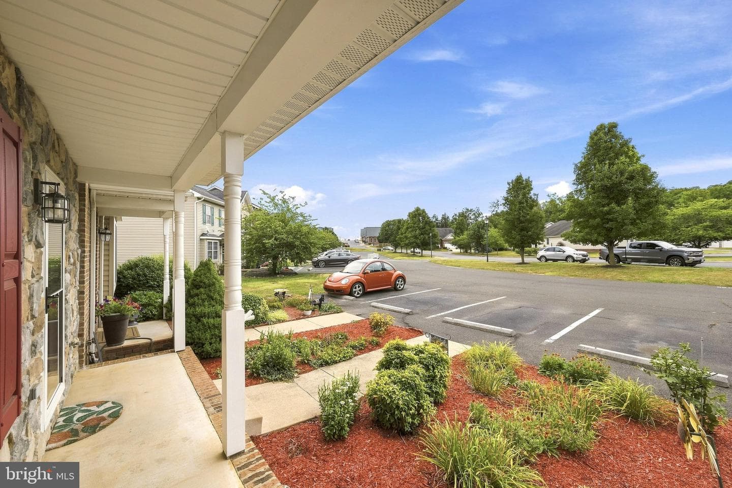 172 Founders Way photo 4