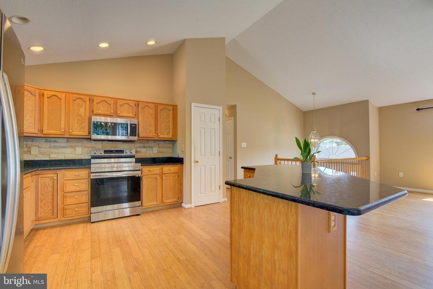 47 Stuart Court photo 17