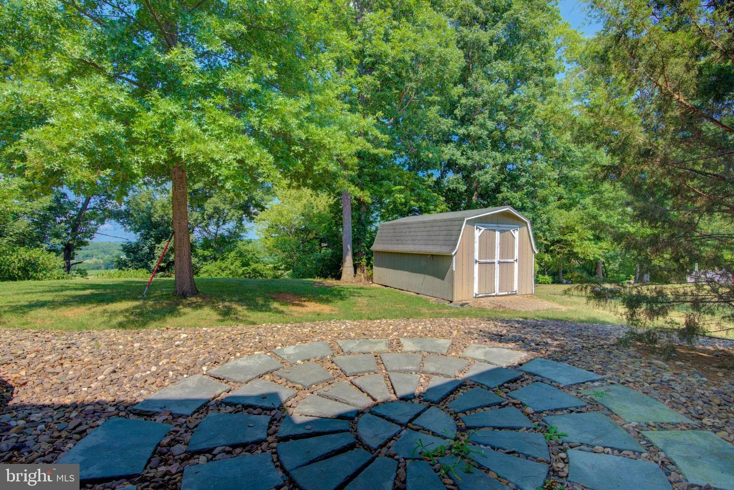 47 Stuart Court photo 36
