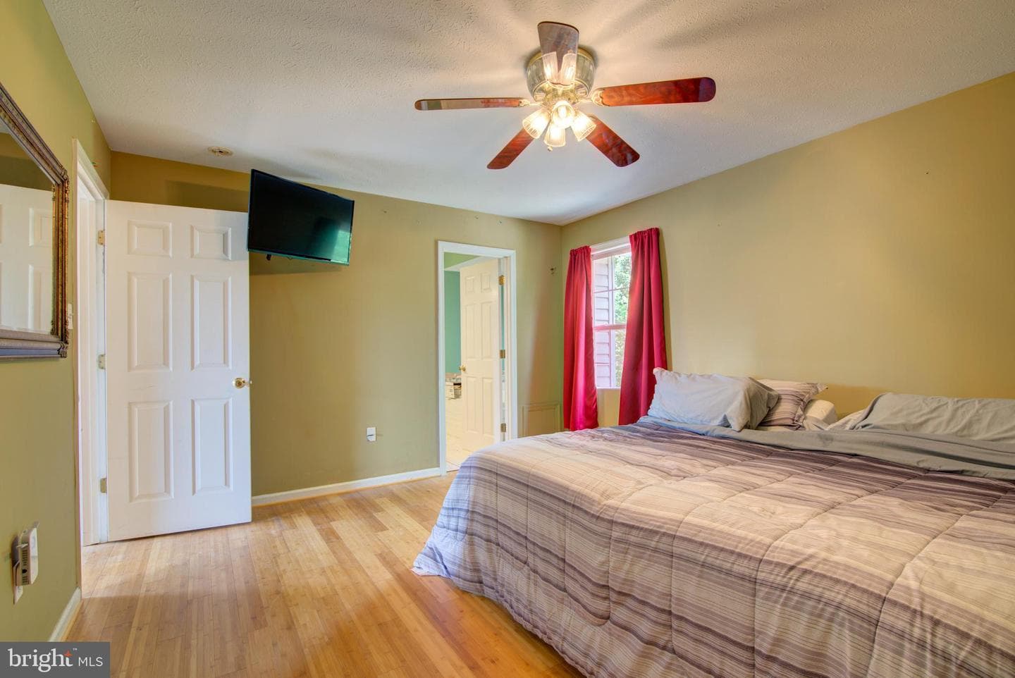 47 Stuart Court photo 38