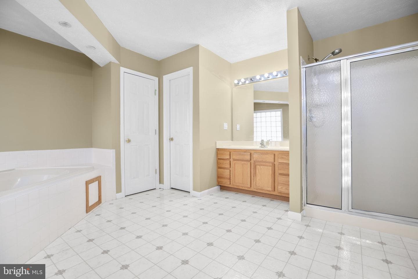 10504 Big Horn Drive photo 38