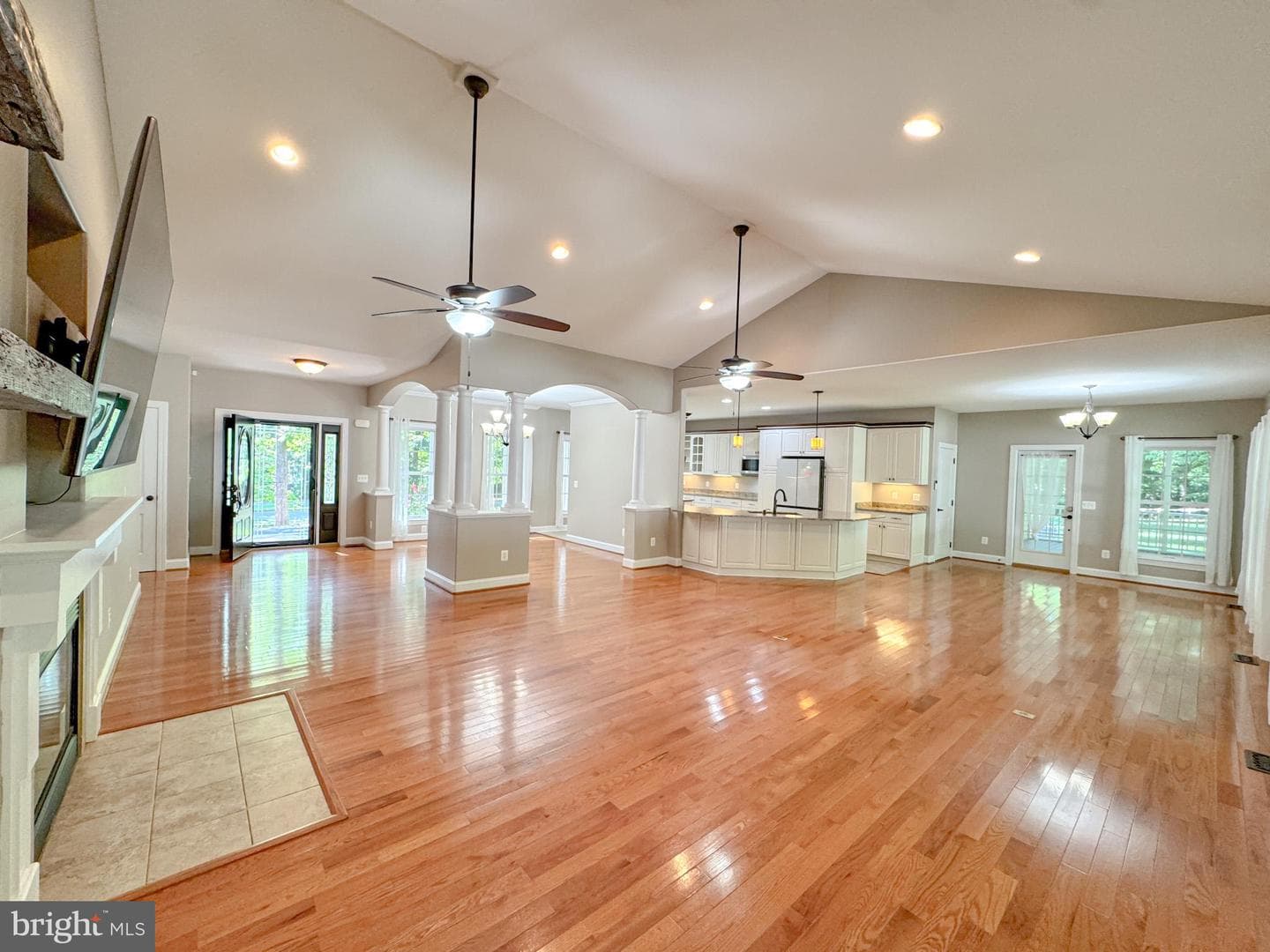9801 Cherokee Lane photo 9