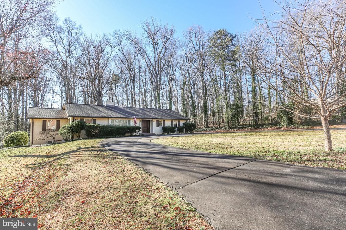 4004 Longwood Drive photo 54