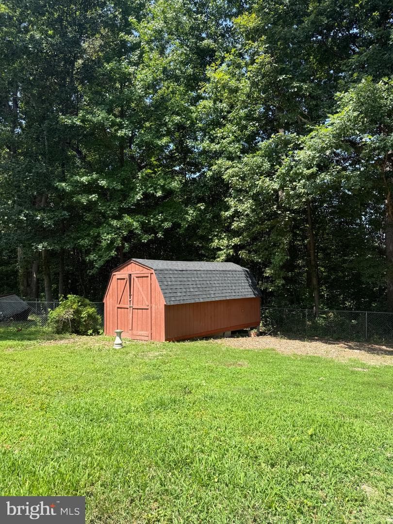129 Durham Drive photo 17