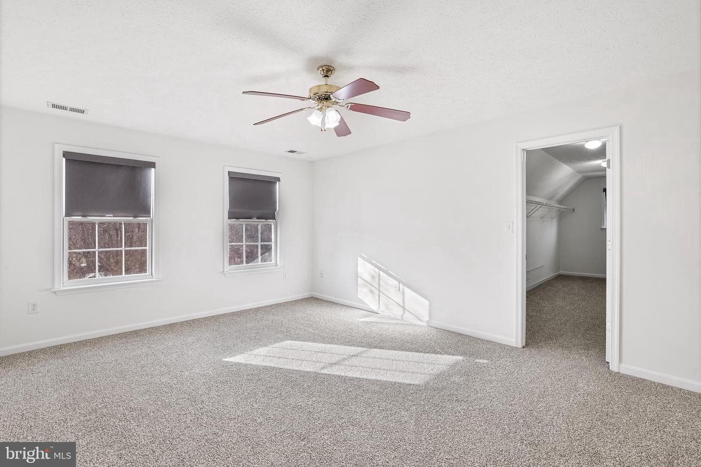 3004 Cahill Street photo 20