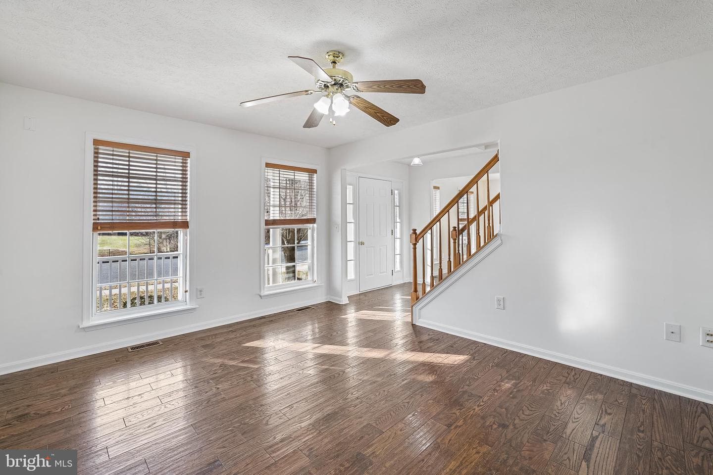3004 Cahill Street photo 7