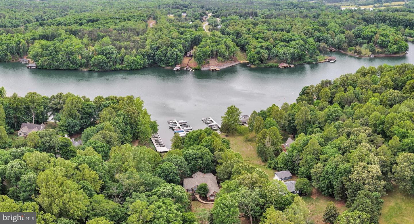 5501 Hickory Tree Lane photo 77