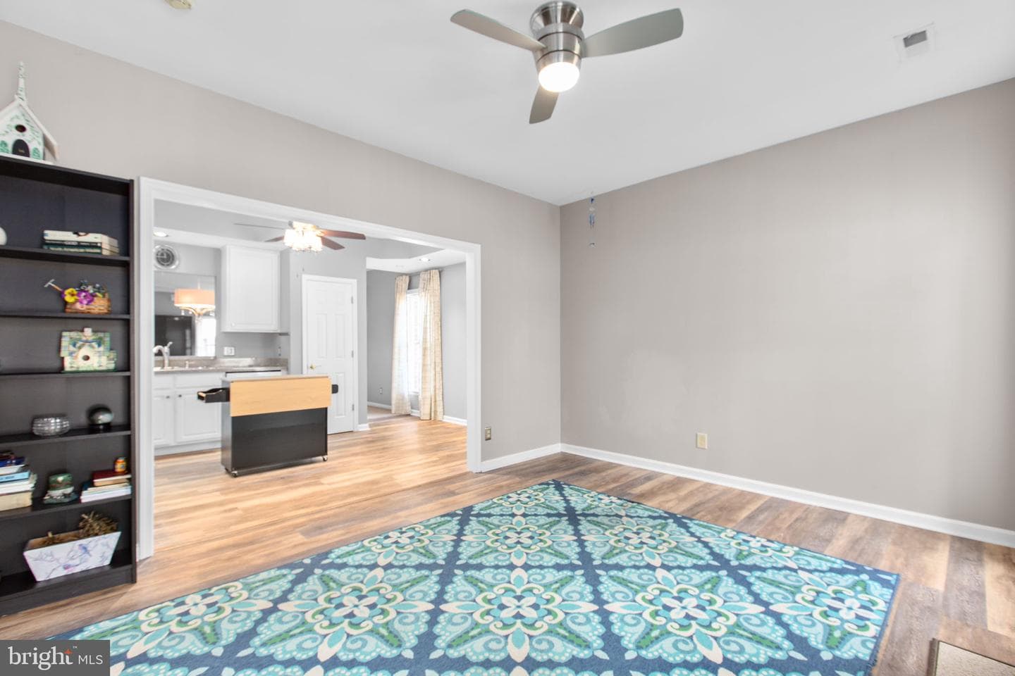 7029 Radford Drive photo 20