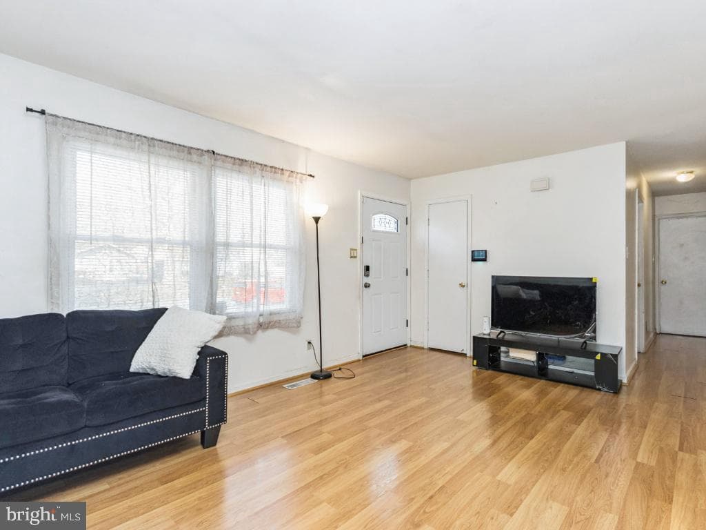 10601 Meadowlark Lane photo 6