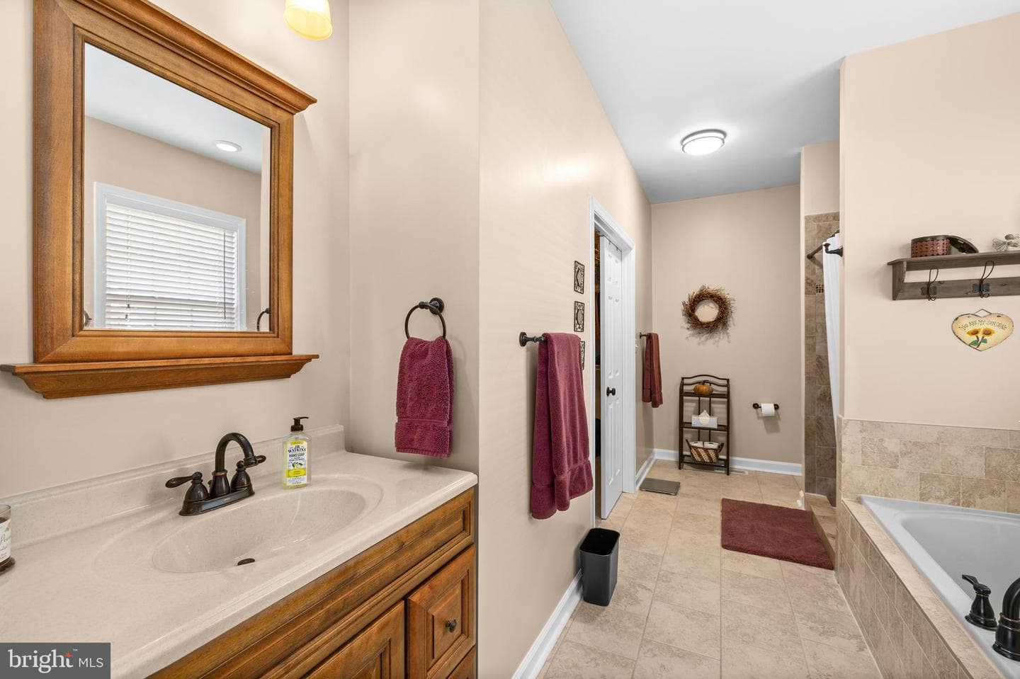 10202 Spring Creek Drive photo 30