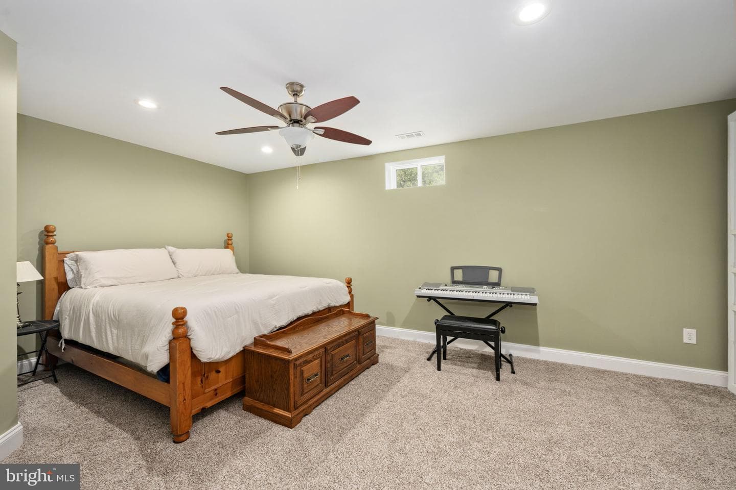 2615 Glendas Way photo 57