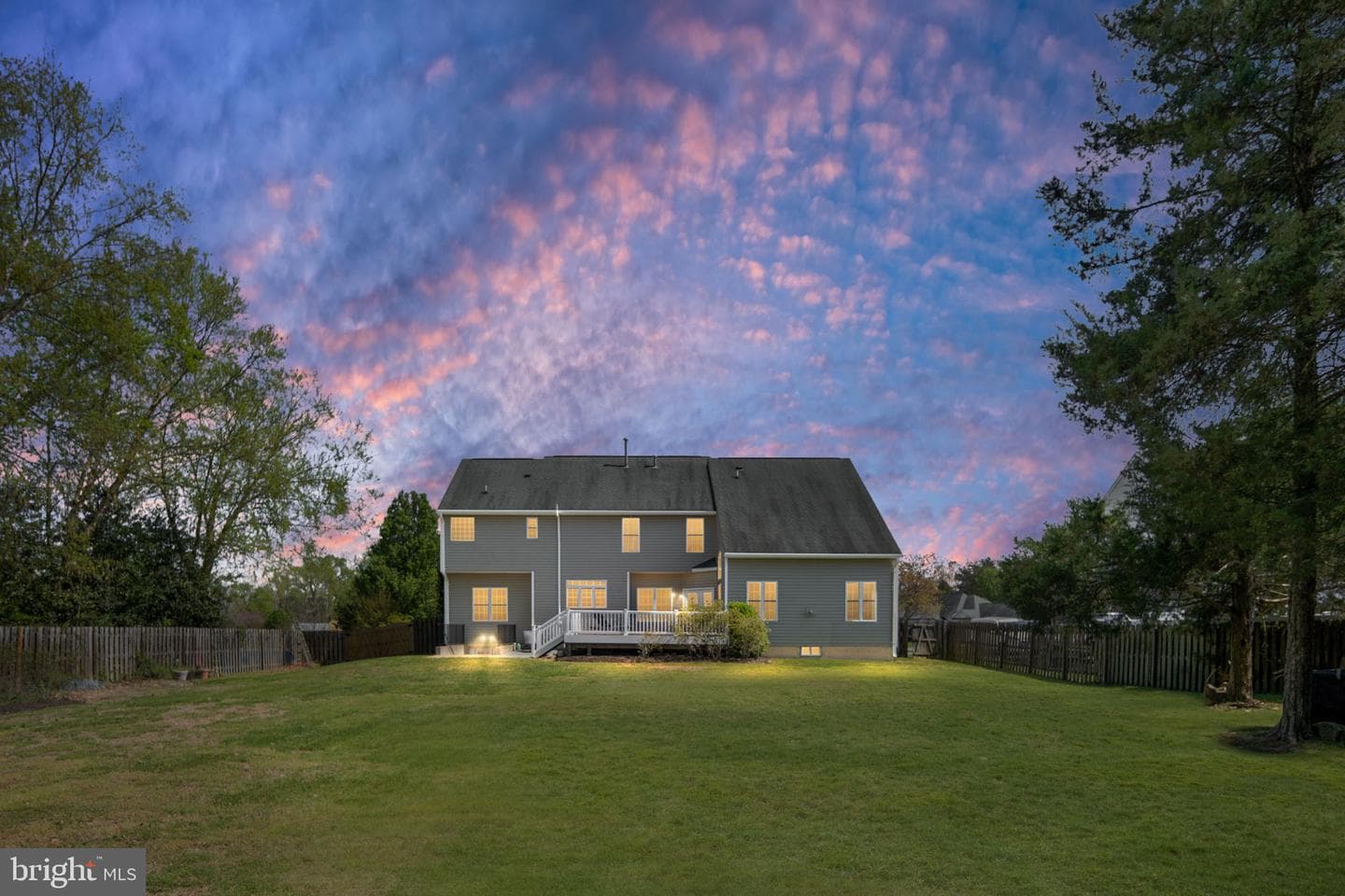 2615 Glendas Way photo 61