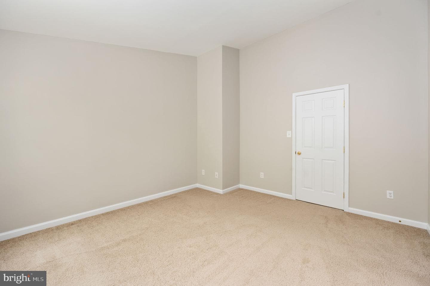 9705 Becker Court photo 29